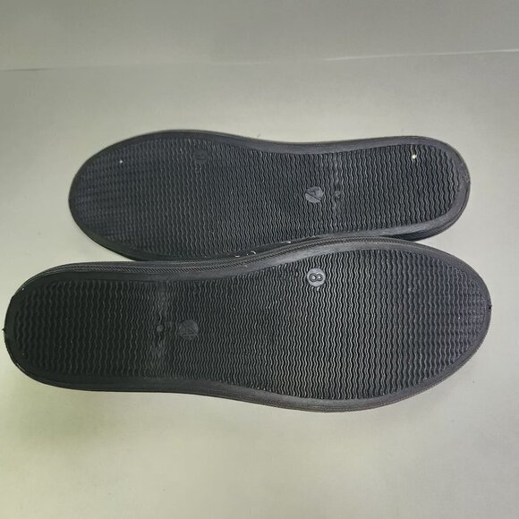 Ardene Mat Yoga Shoes Size 8 - Picture 7 of 8